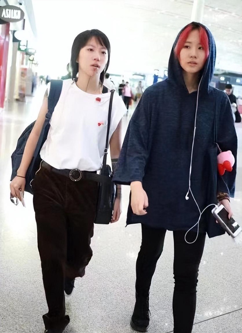 窦靖童